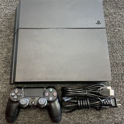Sony PS4 500GB CUH-1215A W/ Remote,Cables 