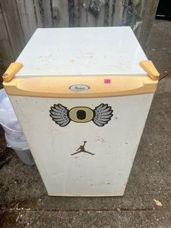 Whirlpool Mini Fridge