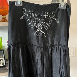 EYESHADOW Skirt Black embroidered floral design with sequins at the top of the sheer skirt  SIZE 7 