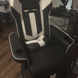 Gamer chair