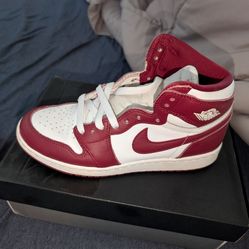 Air Jordan 1 Retro High OG "Artisanal Red"