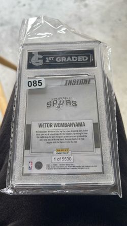 Victor Wembanyama graded 10 rookie card