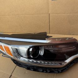 2016-2017-2018 Kia optima headlight HID RH