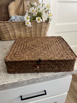 Pending Darling woven storage box $10