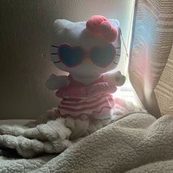 Dancing Summer Hello Kitty Animated Plush 