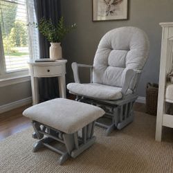 Cozy Gray Glider Chair with Matching Ottoman