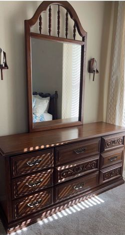 Vintage wooden bedroom set