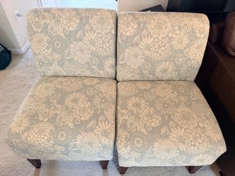 Pair of Floral Accent Chairs – Retail $600 – Excellent Condition