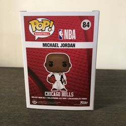 NBA Michael Jordan (White Warm-Ups) Exclusive Funko Pop! #84