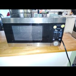 Magic Chef Microwave 