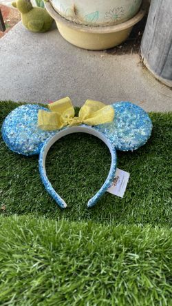 Ears. Word marquee Disney