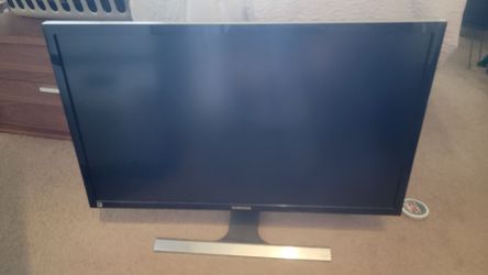 Samsung computer monitor