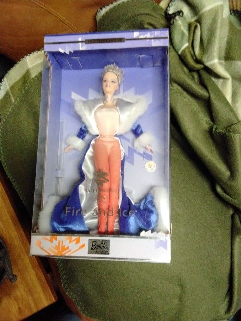 Barbie  'Fire And ICE'  Salt Lake  2002  Olympic Winter Games
