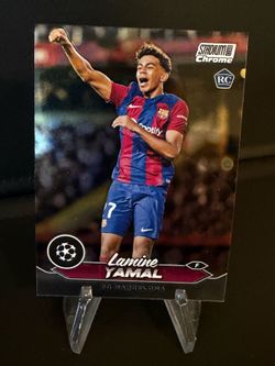 Lamine Yamal Topps Stadium Club Rookie Card