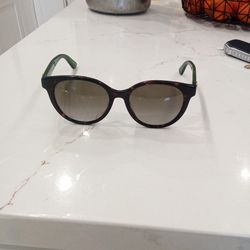 Women's Gucci Shades