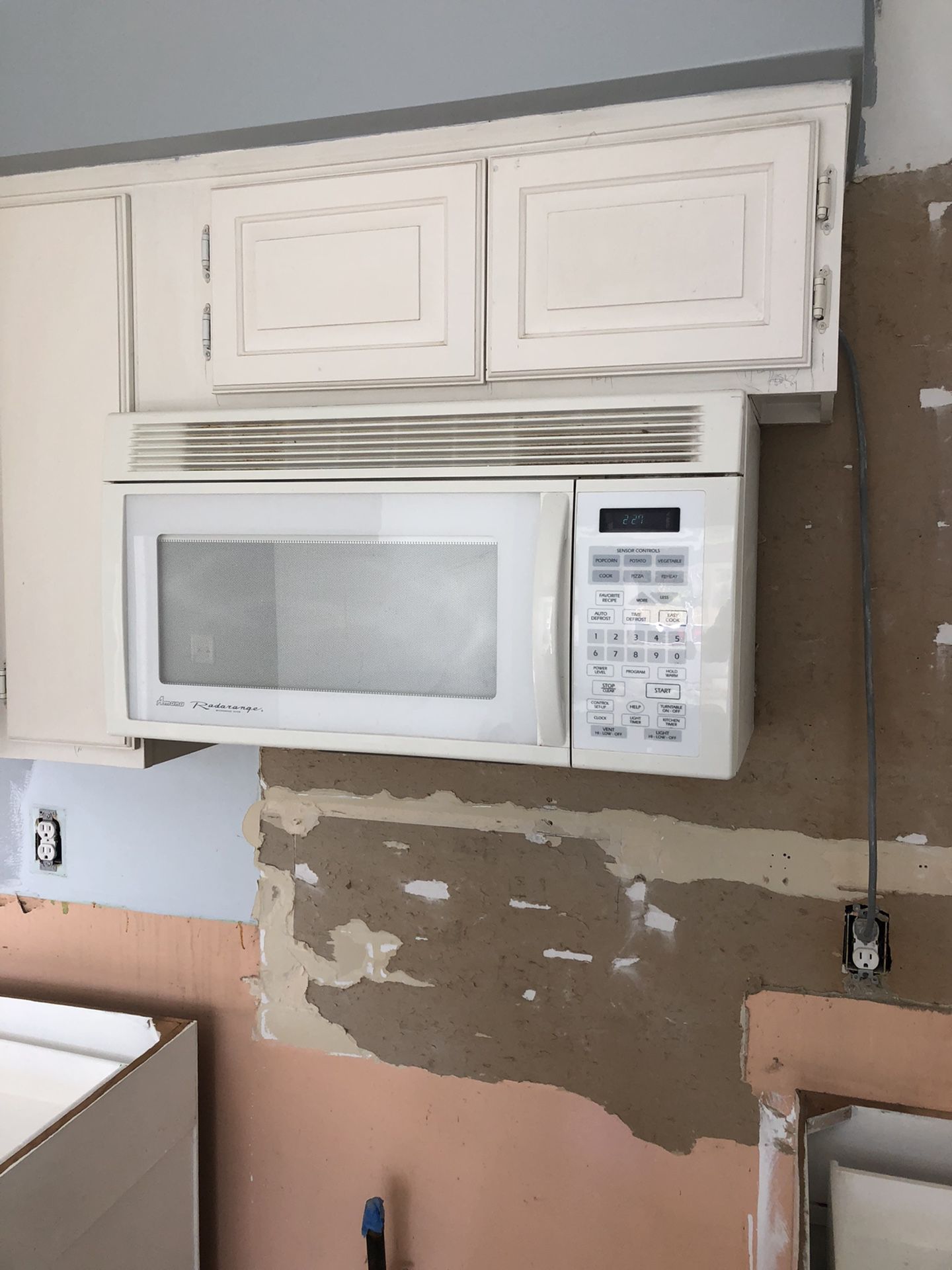 Over Range Microwave With Back Plate 