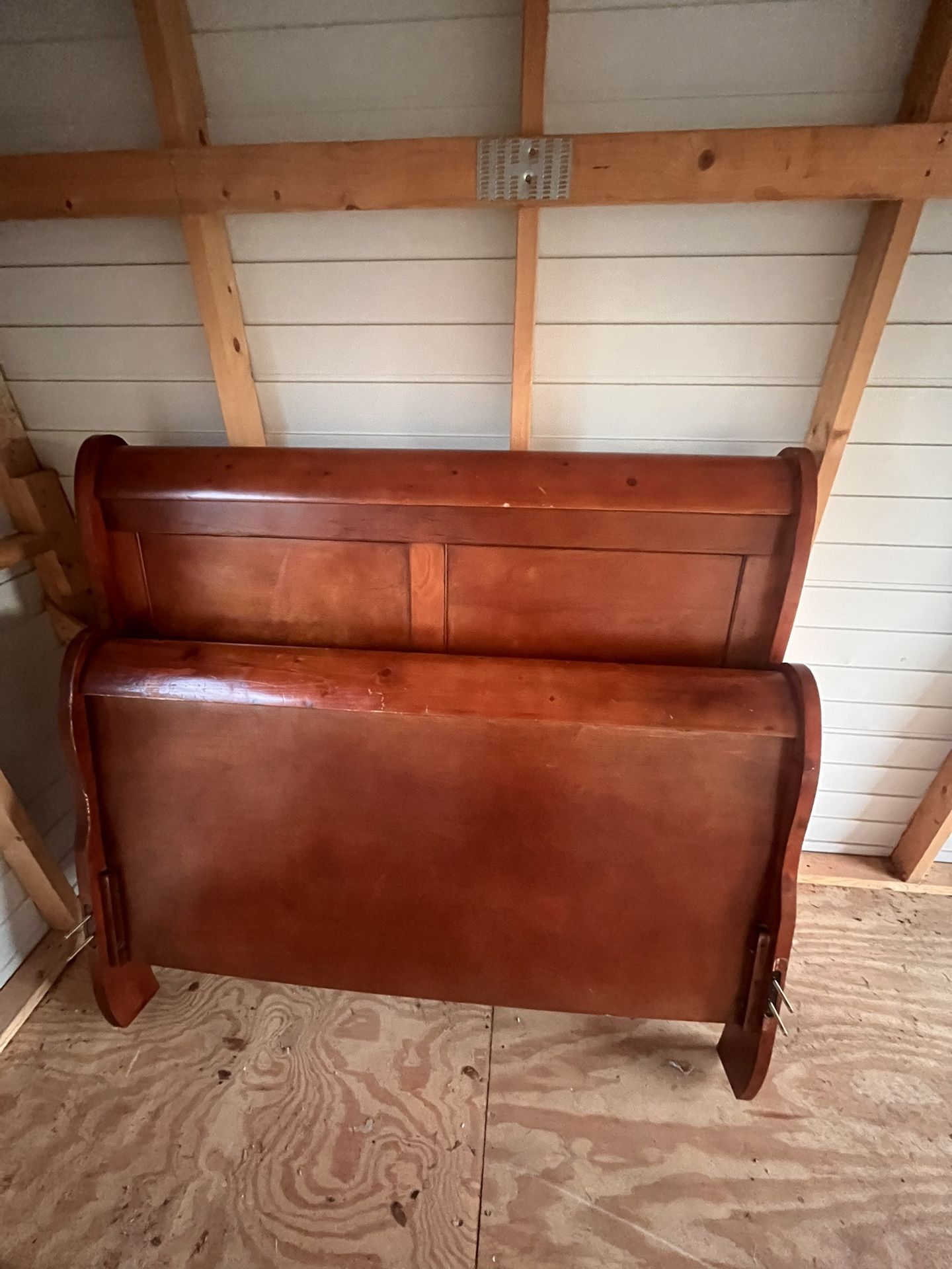 Full Size Sleigh Bed