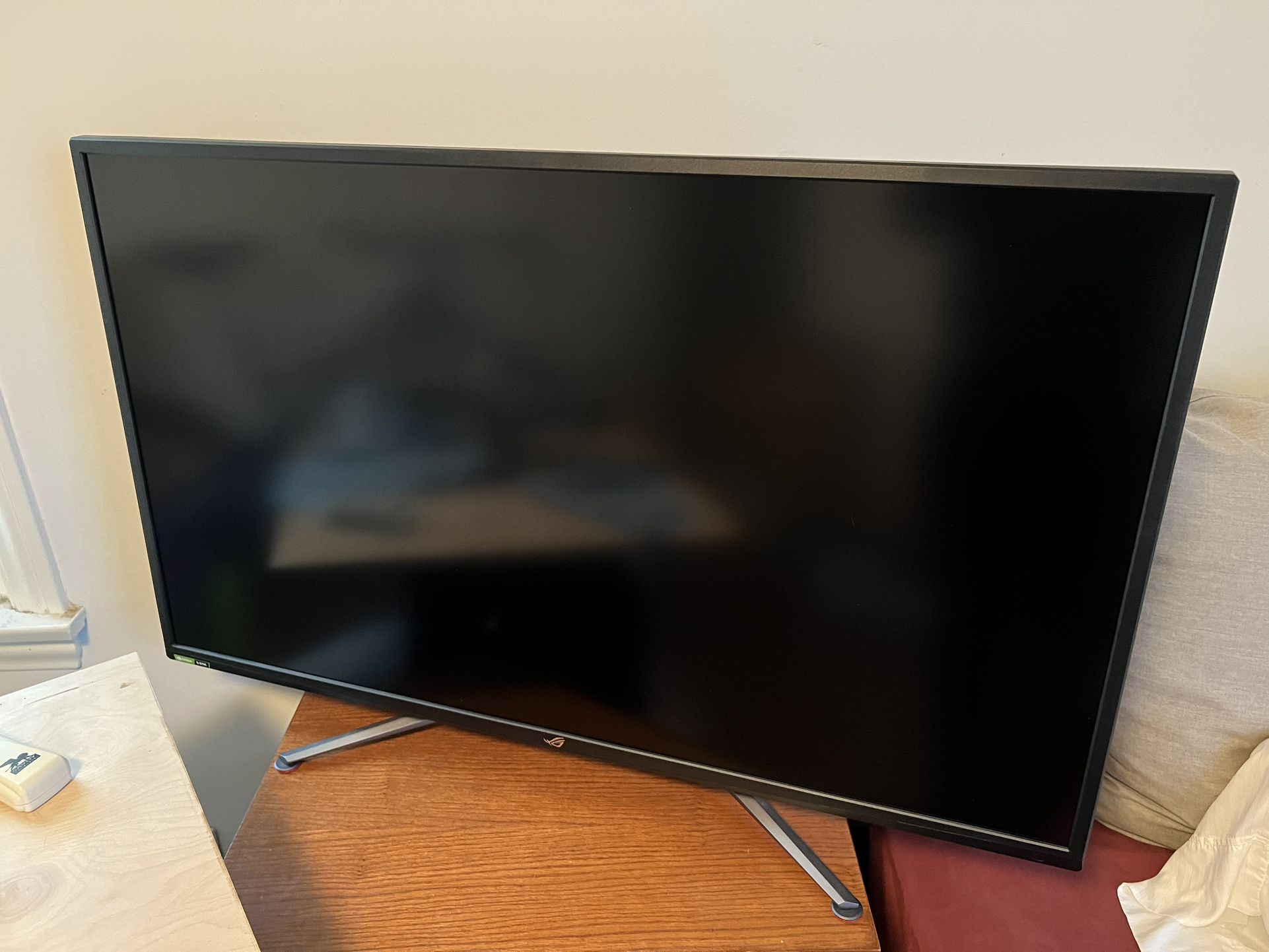 Asus PG43U 43” Gaming Monitor for Sale in Brea, CA OfferUp