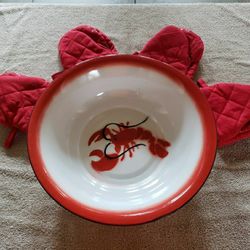 Large Lobster Bowl  and 2 sets of Mini Mitts