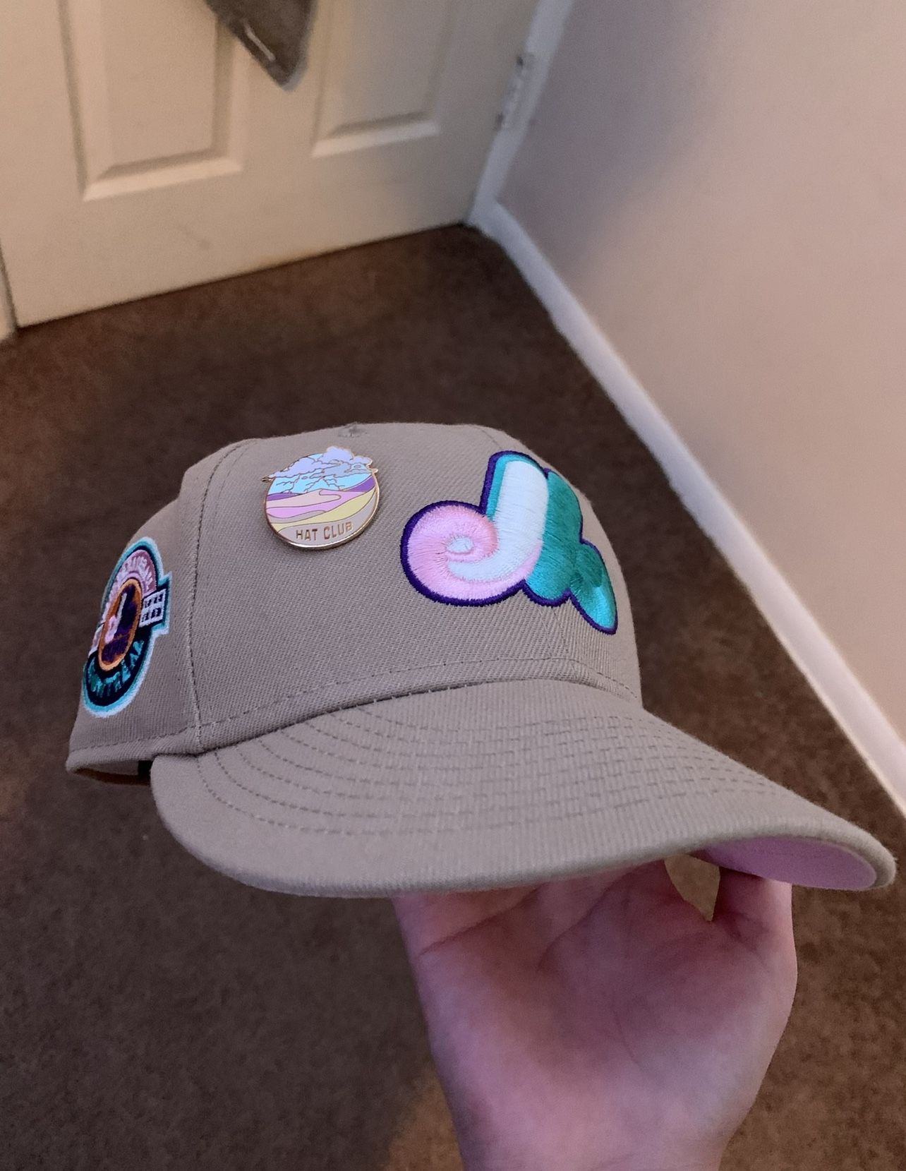 Fitted Expos Exclusive Hat Club With Pin Pink Brim 7 And Half