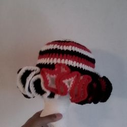 Red,Black and White Ruffle Hat 