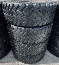 NITTO LT 275/70/18 MUD TERRAIN TIRES $330 CASH TOTAL‼️ FREE INSTALLATION‼️