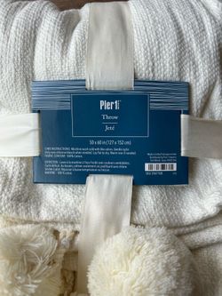 Brand New White Pom Pom Sofa Throw
