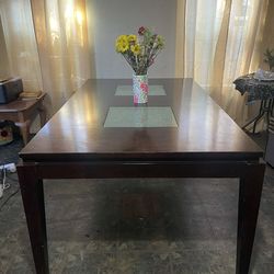 Table / Mesa