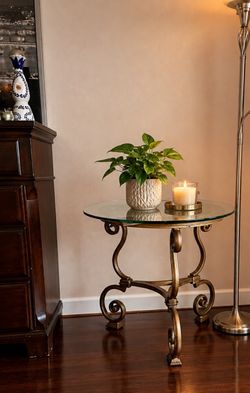 ✨ Elegant Glass-Top Accent Table