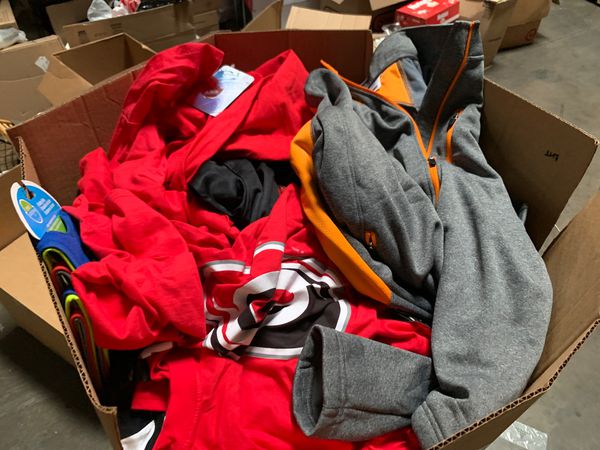 Clothing pallet for Sale in Dallas, TX - OfferUp