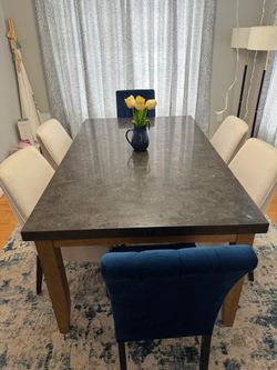 Dinning table with 6 chairs