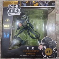 Mini Epics Aliens Xenomorph Warrior Figure Limited Edition Weta Workshop