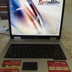toshiba satellite L25-S119 15”WIN XP OBO