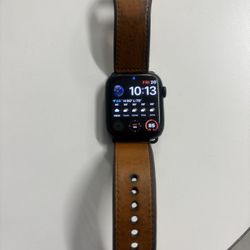 📱 Apple Watch Series 7 – 45mm (MKN53LL/A) – Good Condition