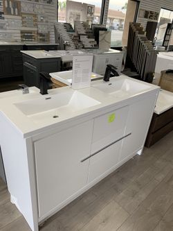 60โ bathroom vanity with double sink $1199