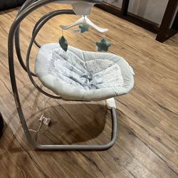 Graco Baby Swing 