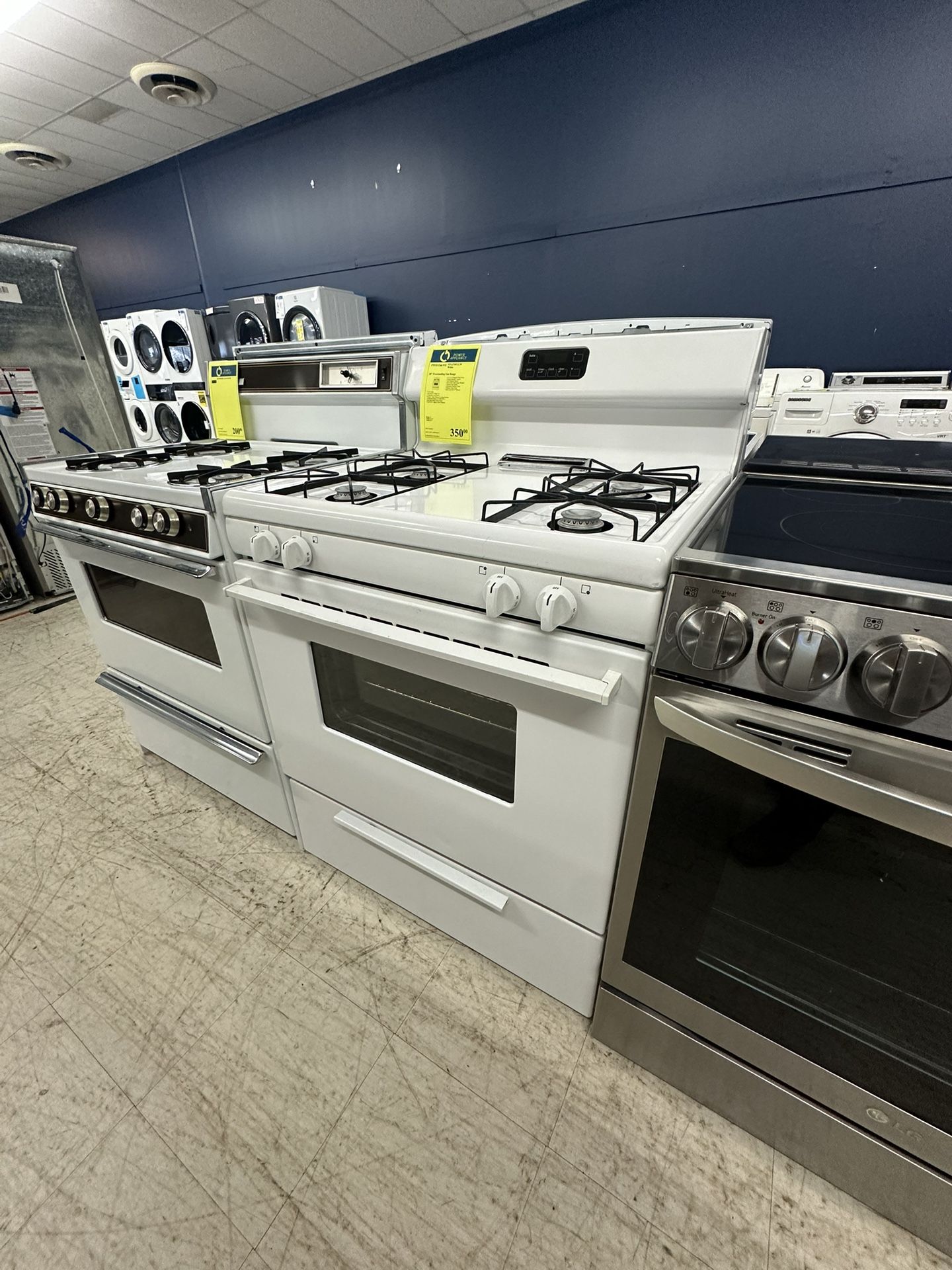 Frigidaire 30” Freestanding Gas Range‼️