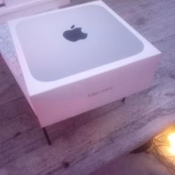 Mac Mini A2348Z12P000KD