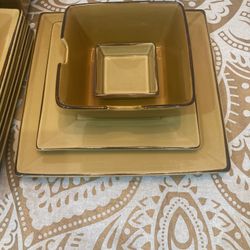 Pottery Barn Dinnerware