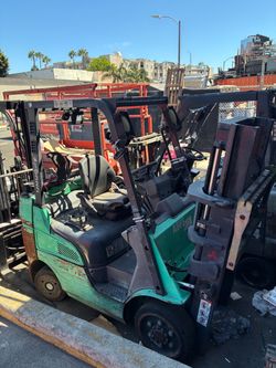 Mitsubishi forklift for Sale! Ready to go!