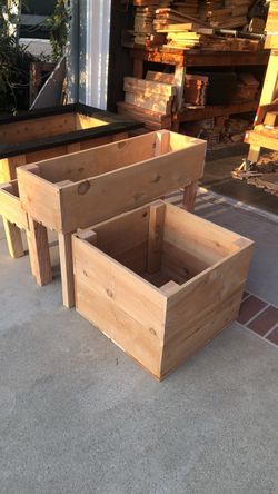 Custom Beautiful privacy wall Frame Planter Box Garden Bed cedar redwood Mother’s Day Best Gift