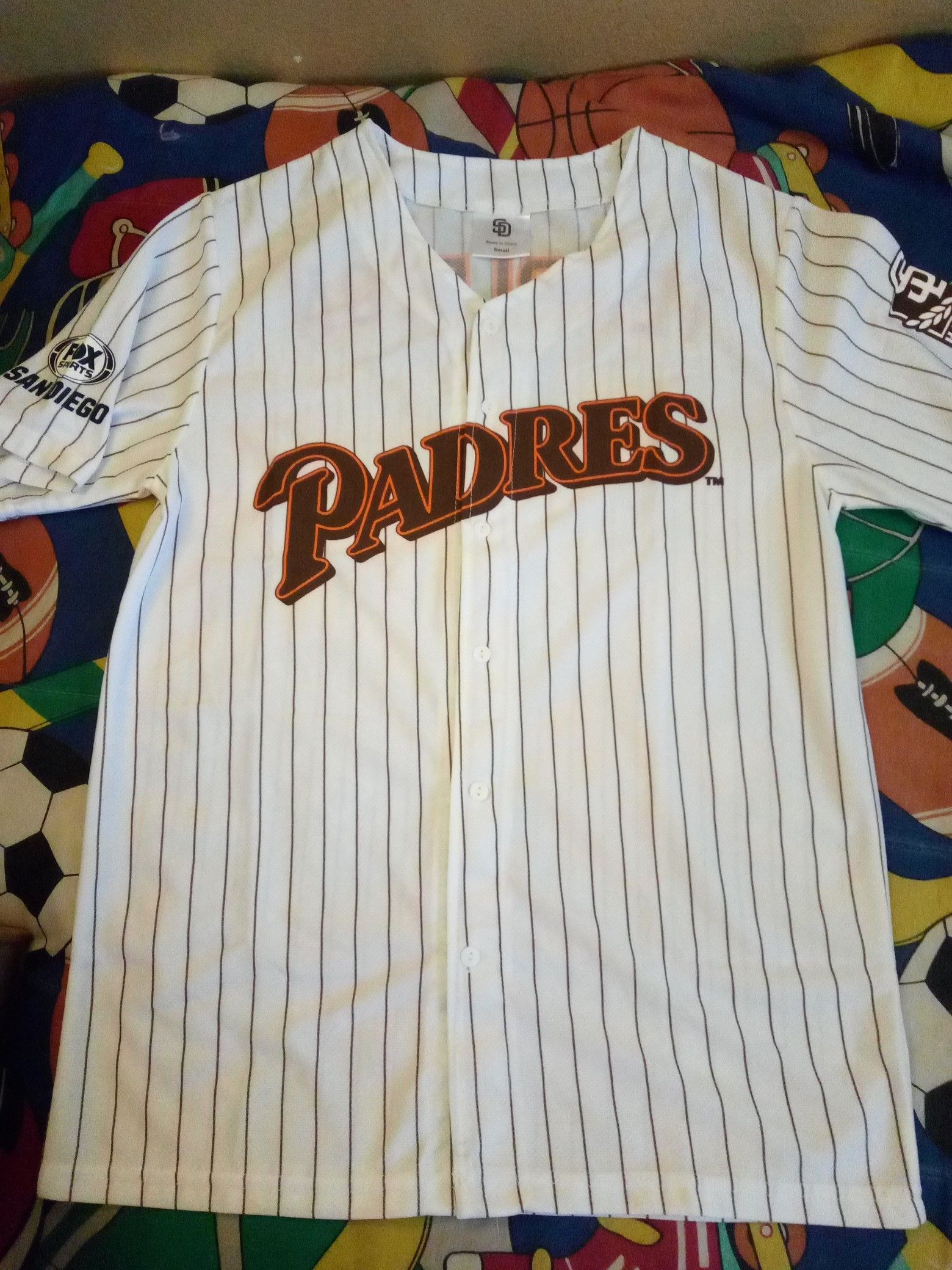 SAN DIEGO PADRES JERSEY SIZE XL ADULT