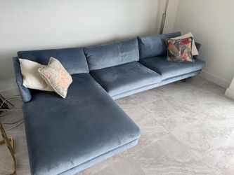 Nice Velvet Couch Sofa  🛋️ L Shape Soft Fabric