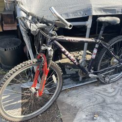 Trek 6000 mountain Bike Small Frame