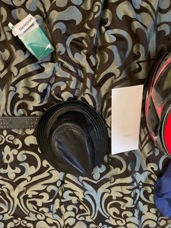 Helmet and hat, 20 each throw me offer