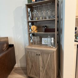 Bar / Cabinet 