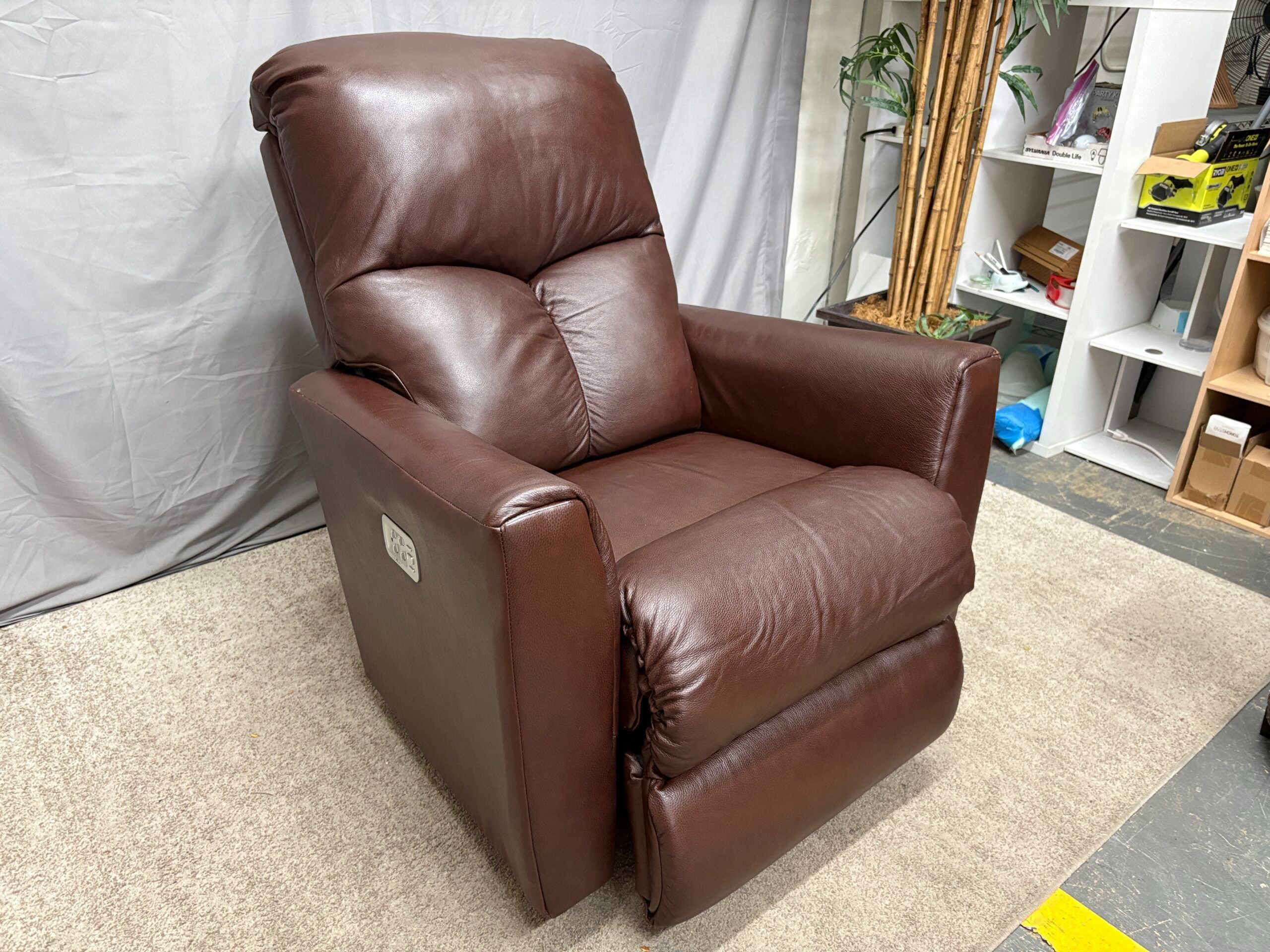 LA-Z-BOY Hawthorn Brown Leather Rocking Power Recliner w/ Headrest & Lumbar