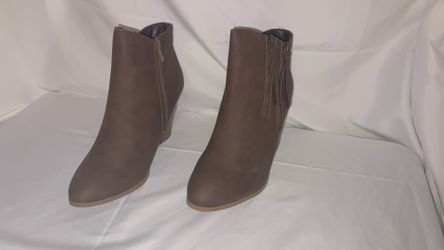 Journee Collection Women's Zipper Boot Women's Shoes