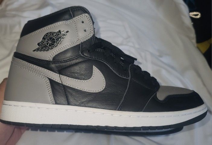 JORDAN 1 RETRO HIGH OG SHADOW  SIZE 10.5