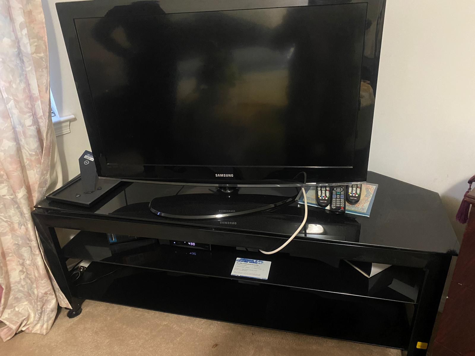 36 Inch Tv With Stand